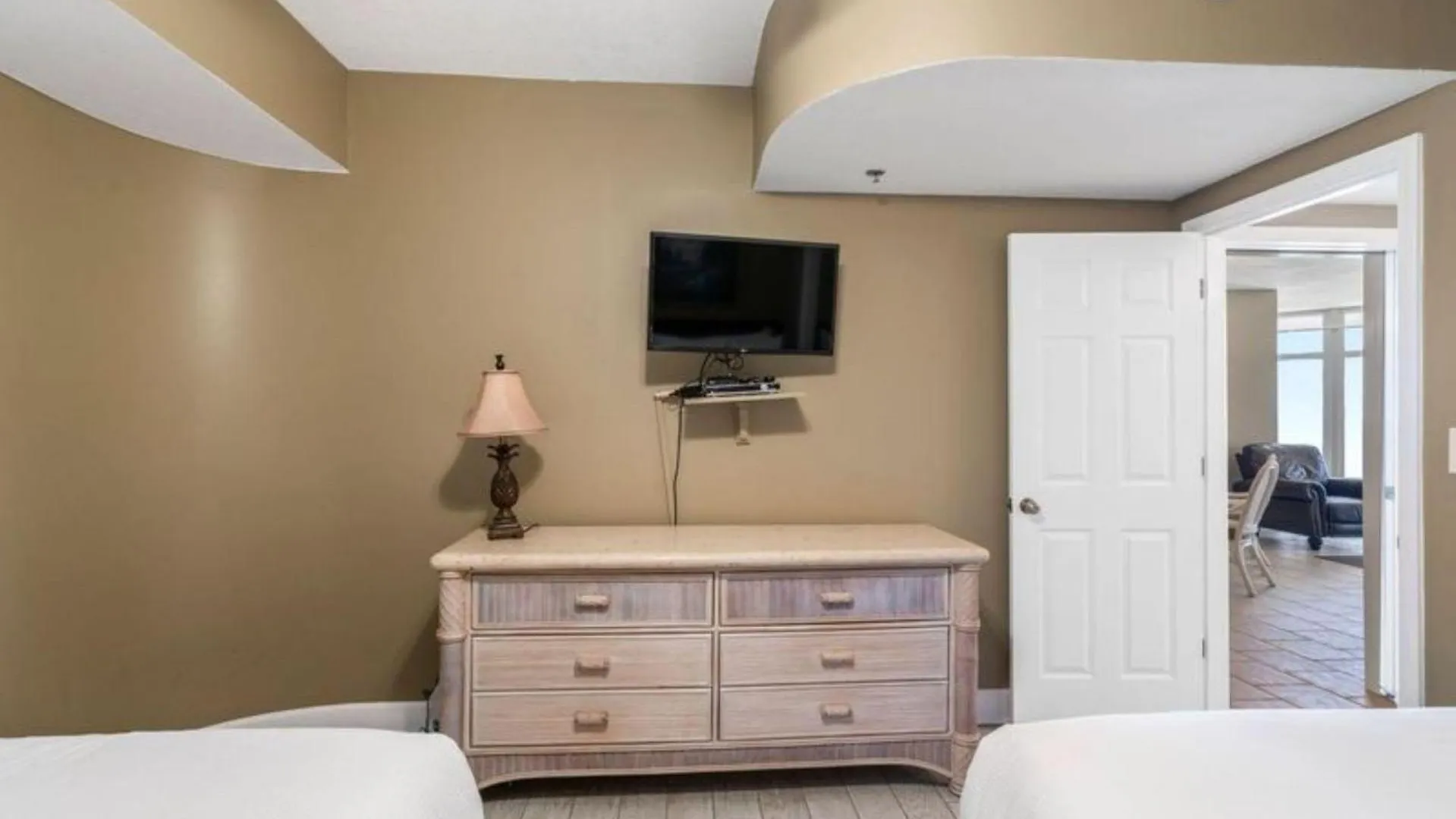 Jade East Towers 1820 Villa Destin