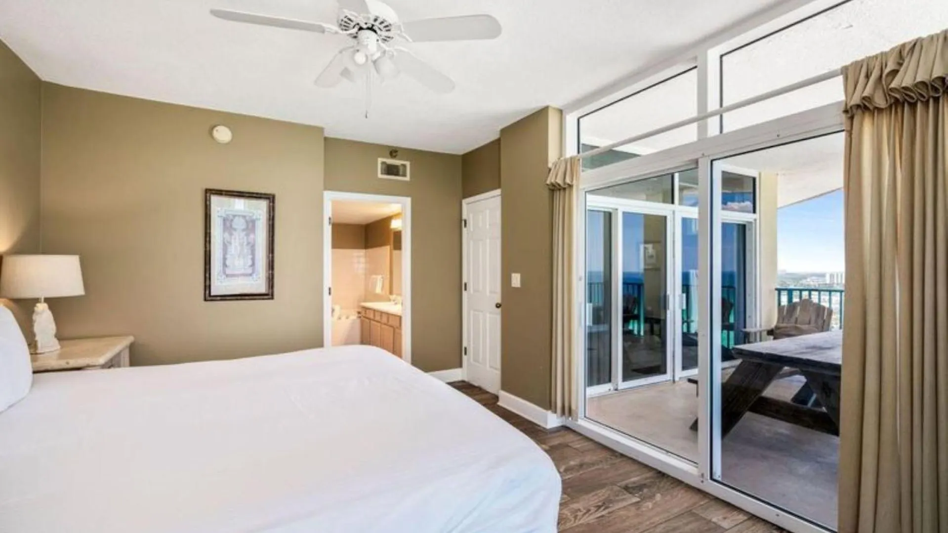 Jade East Towers 1820 Villa Destin
